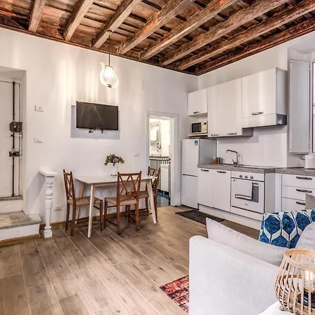 Daire Capocci Luxury